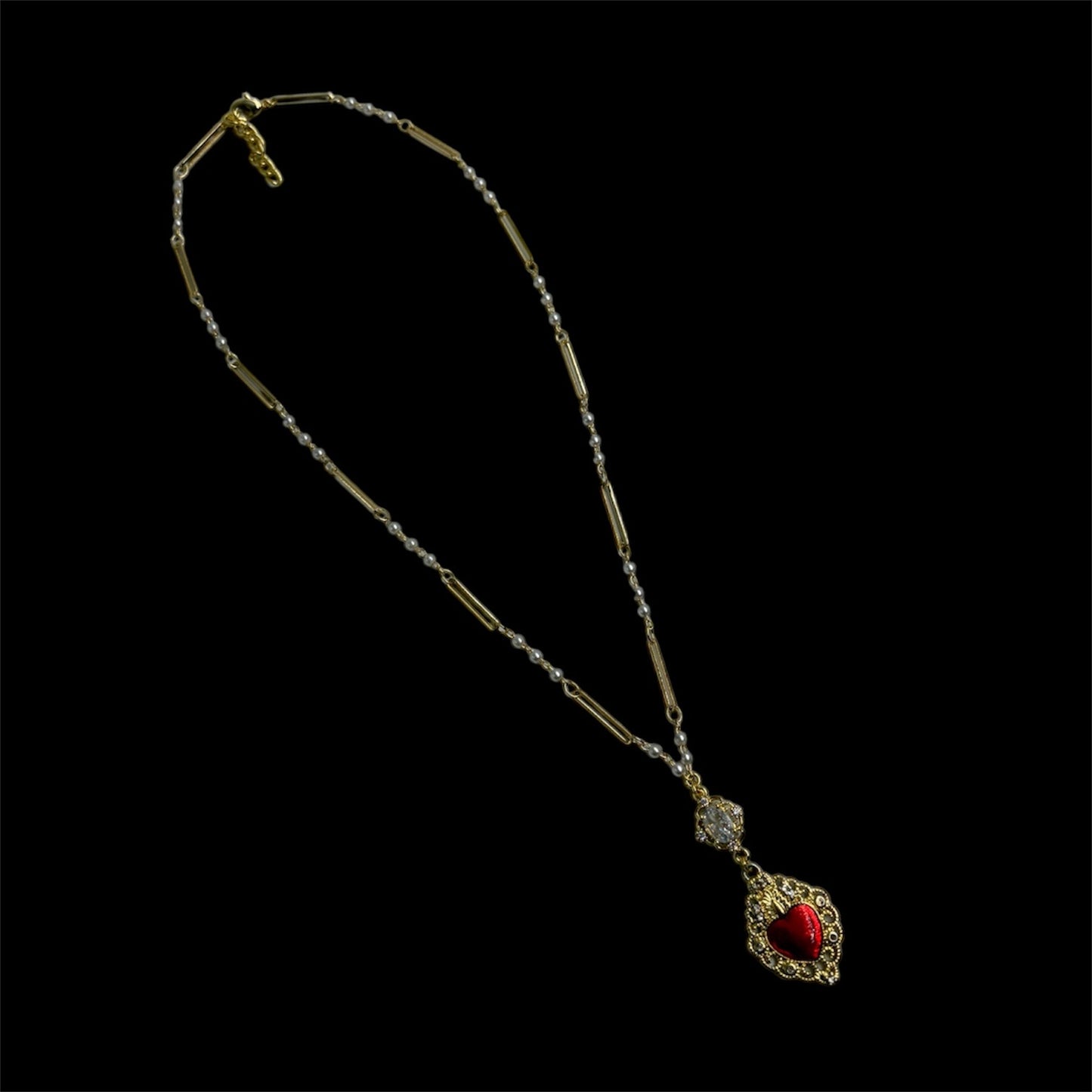 Queen of Hearts Pearl Link Necklace