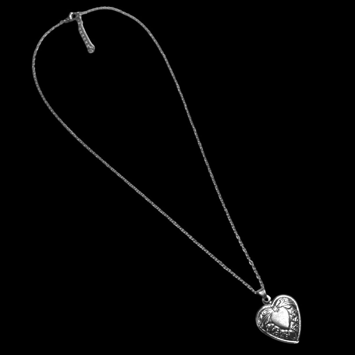 Silver Bow Locket
