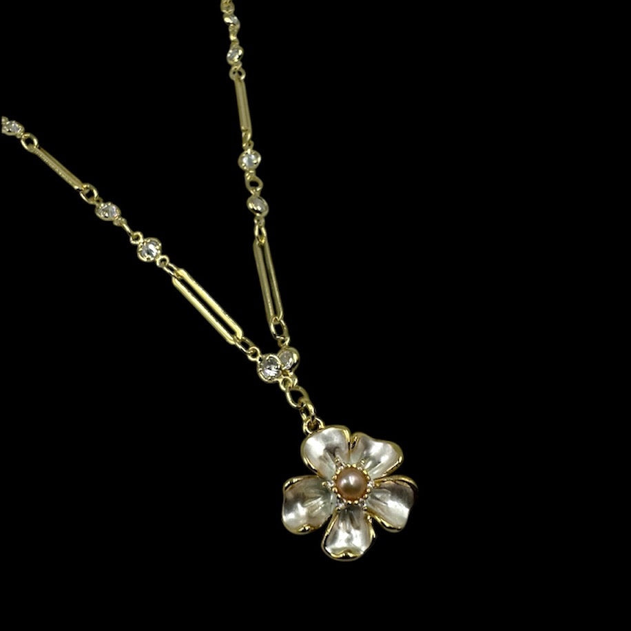 Nymph’s Pearly Crystal Necklace