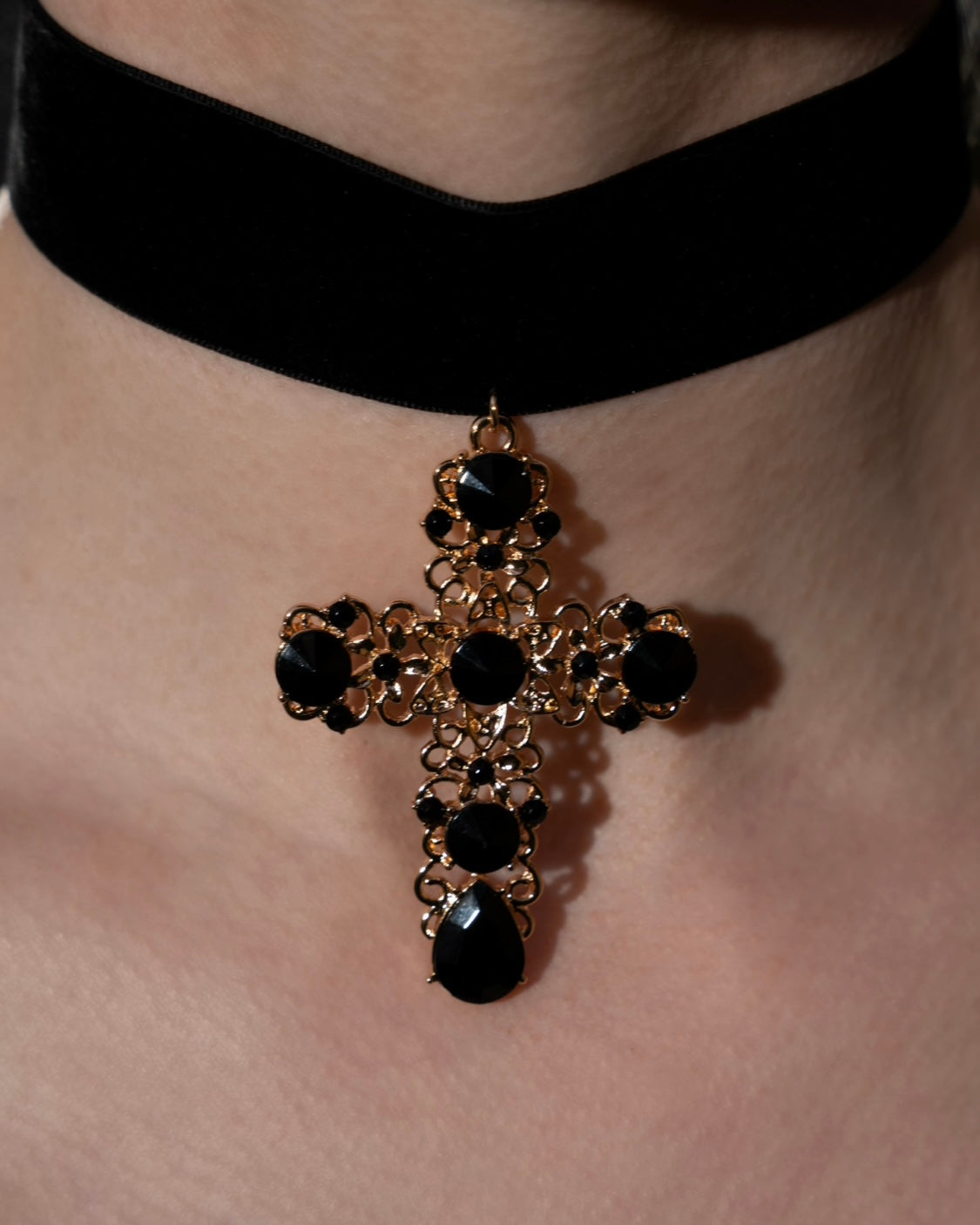 Catherine Cross Black Velvet Choker