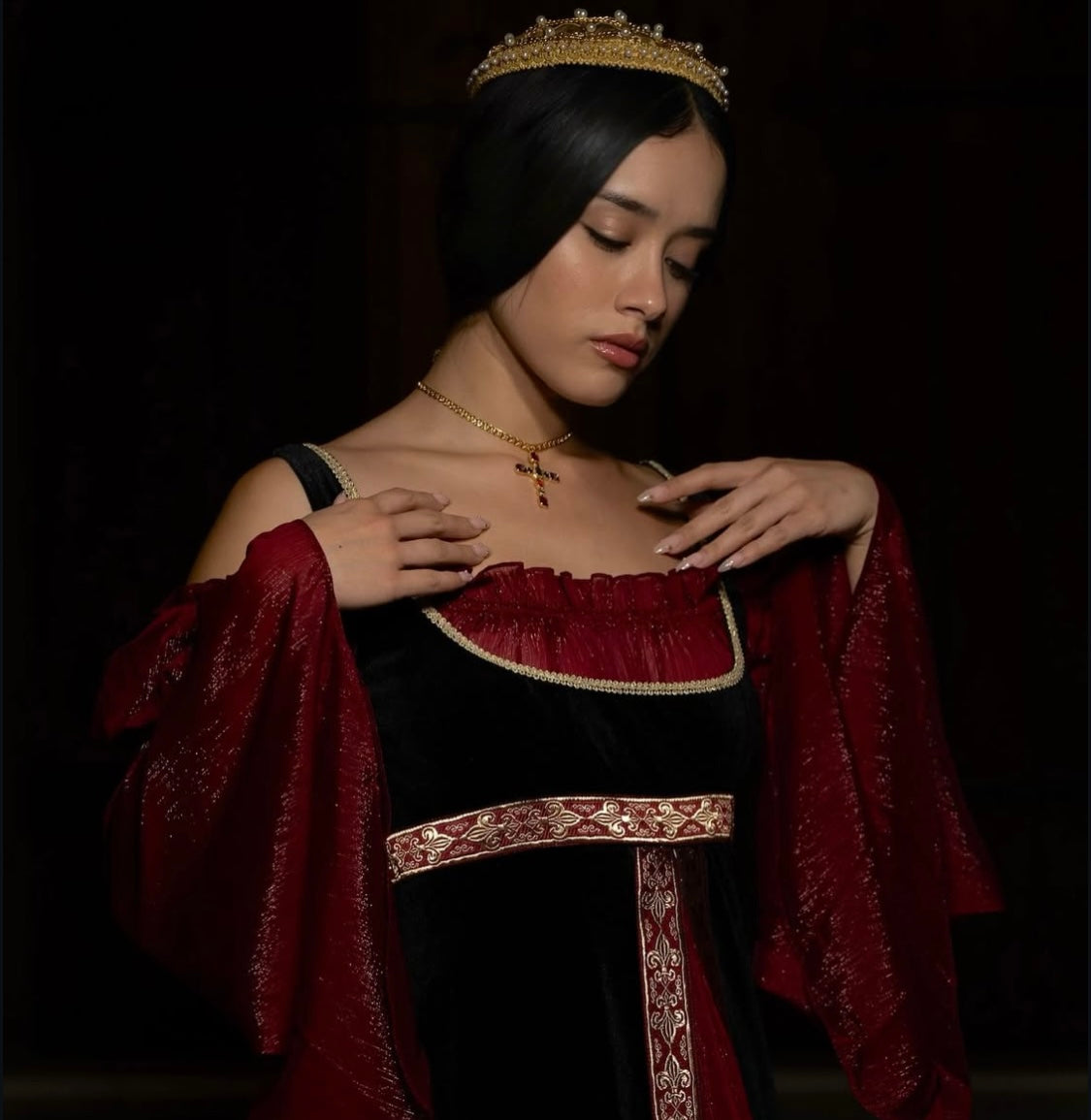 Capulet – Modern Renaissance