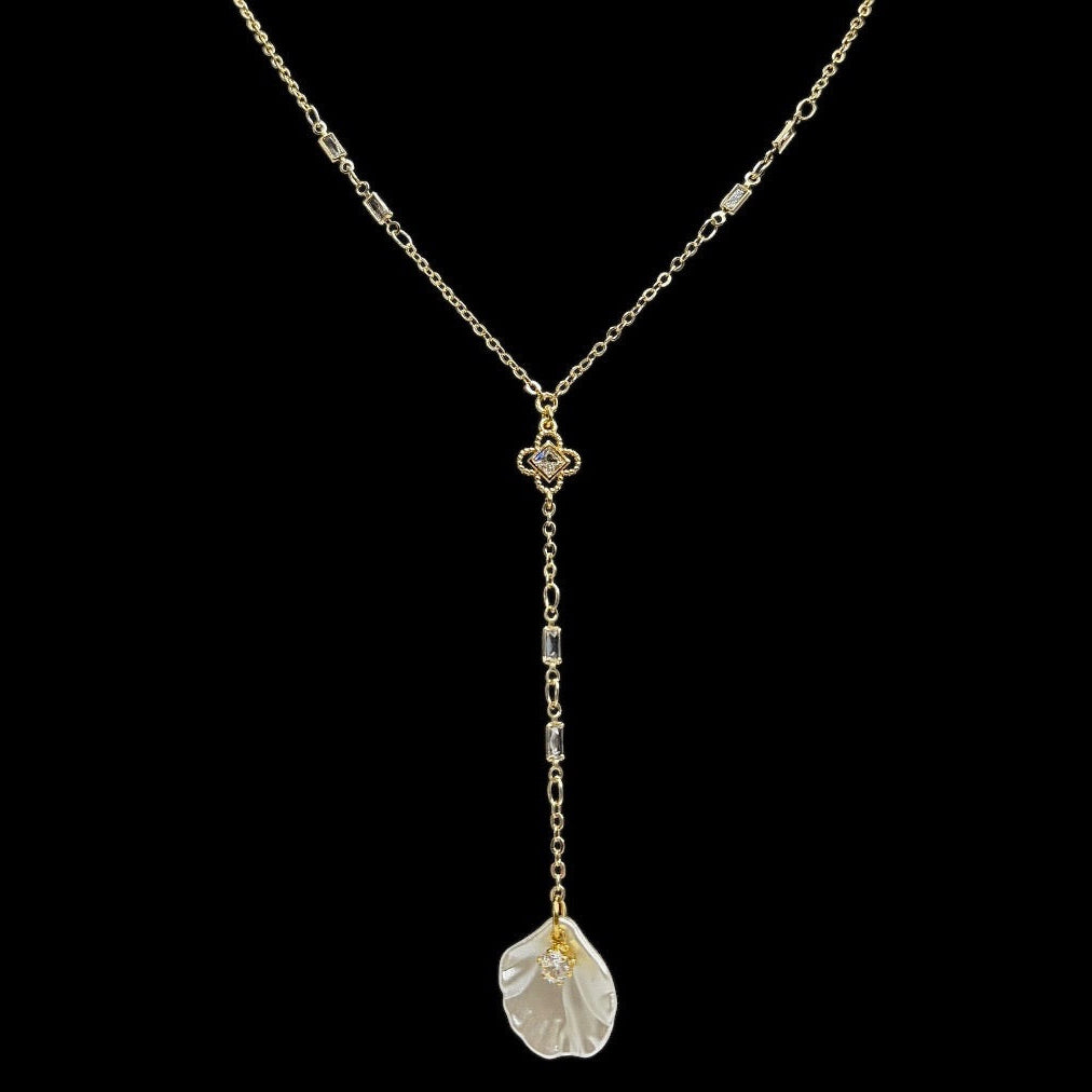 Gold Pearly Petal Lariat