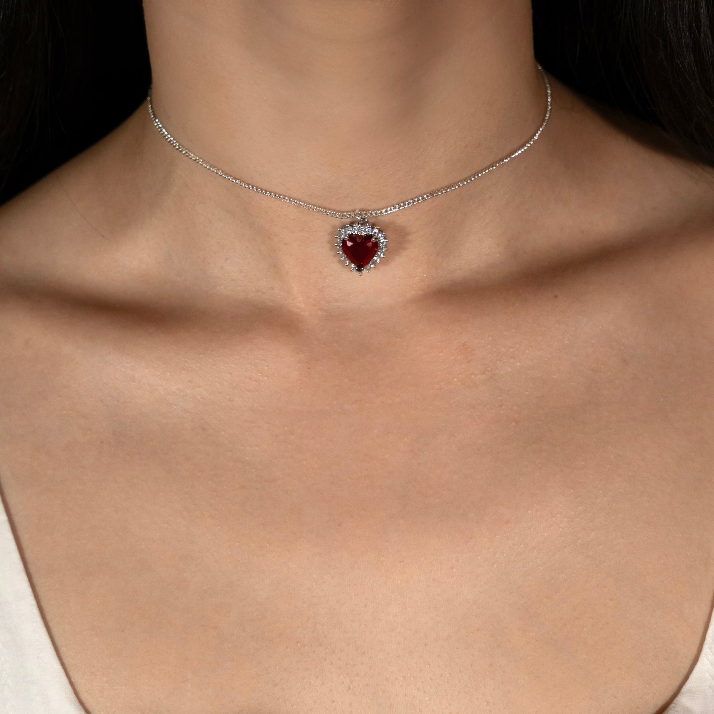 Snow White Silver Diamond Heart Choker