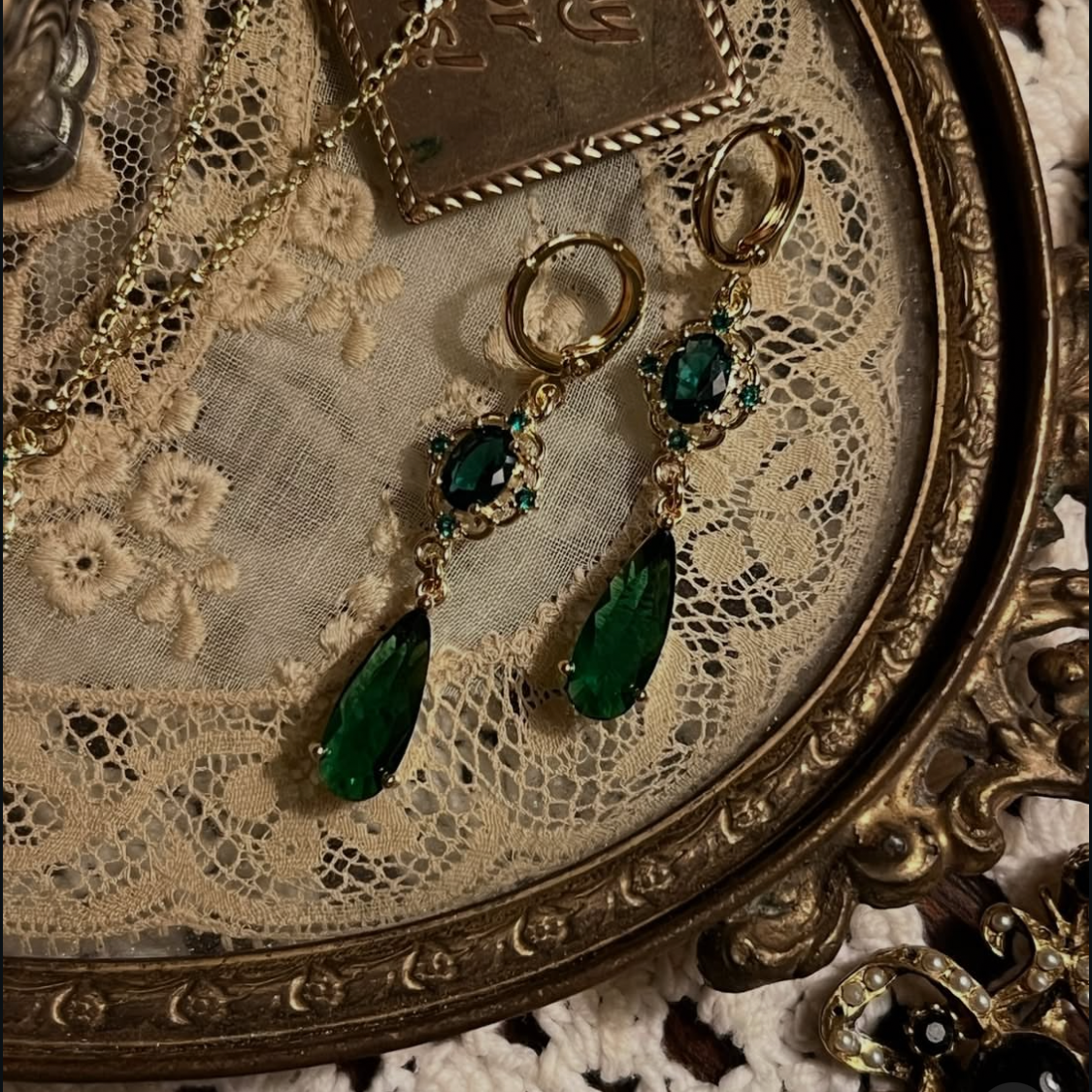 Emerald Green Droplet Earrings