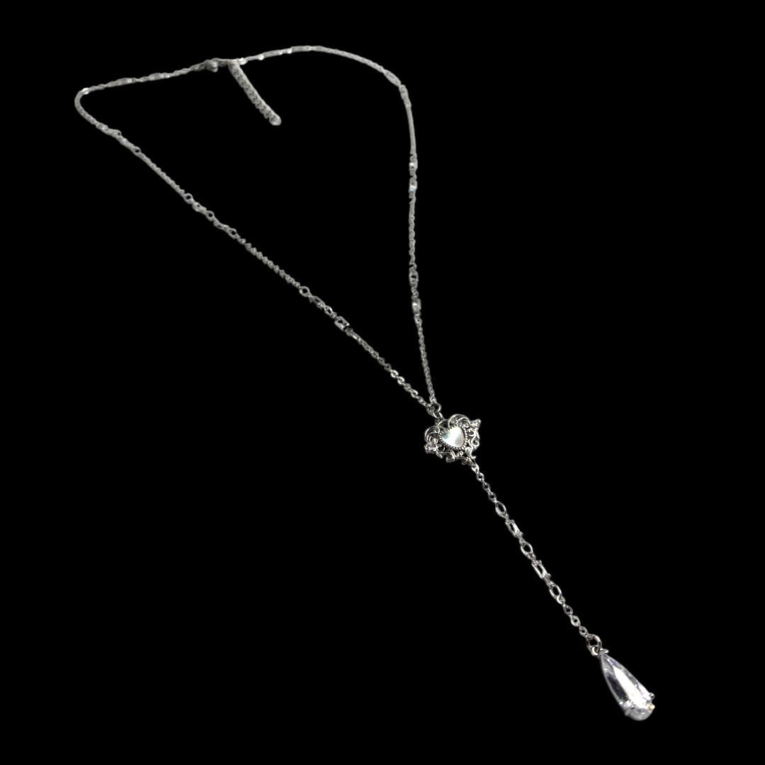 Silver Enchanted Heart Droplet Lariat