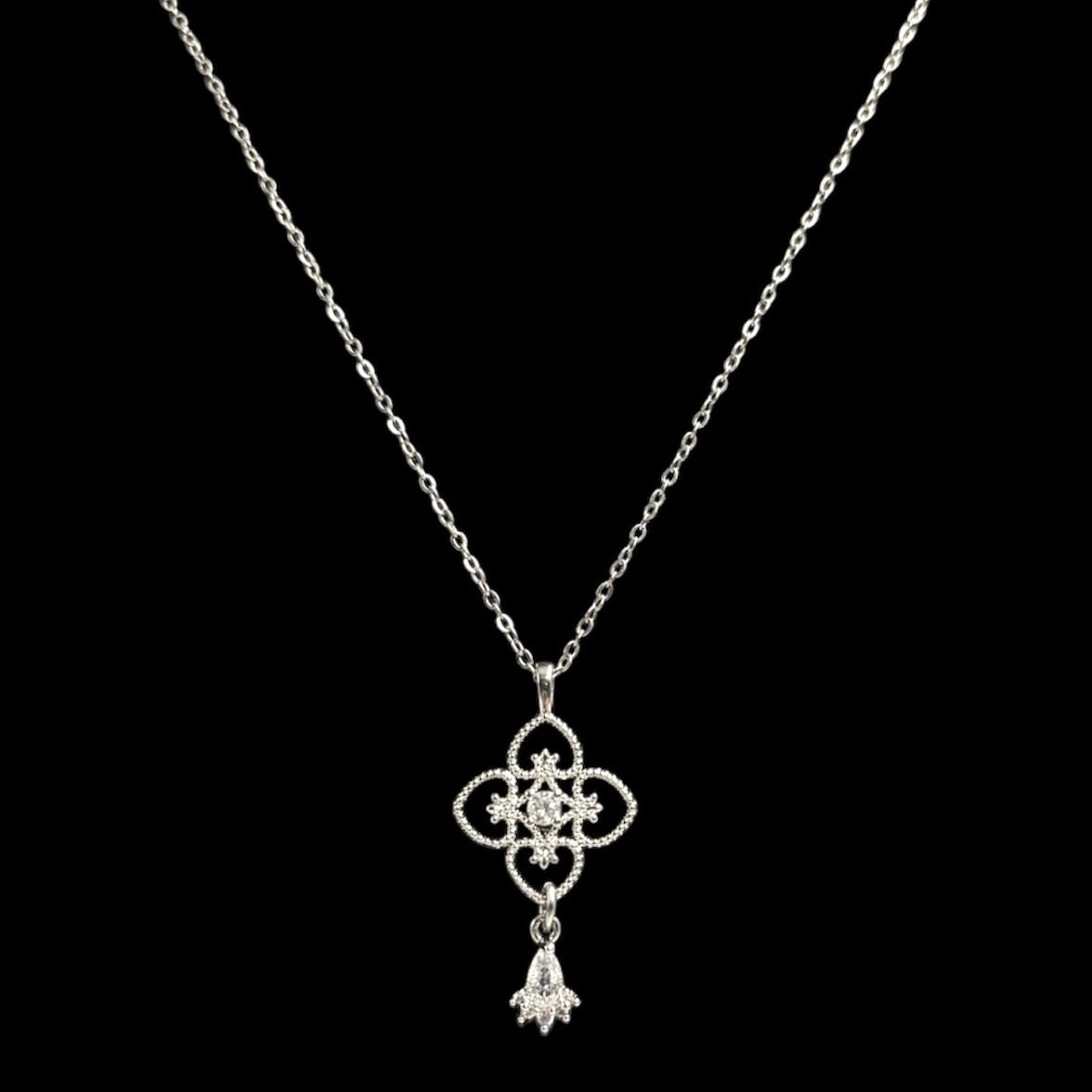 Silver Elizabeta Quatrefoil Crystal Drop Necklace