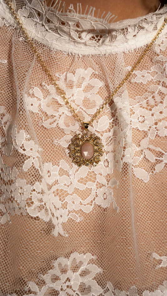 Elaine Pink Amuletnecklace
