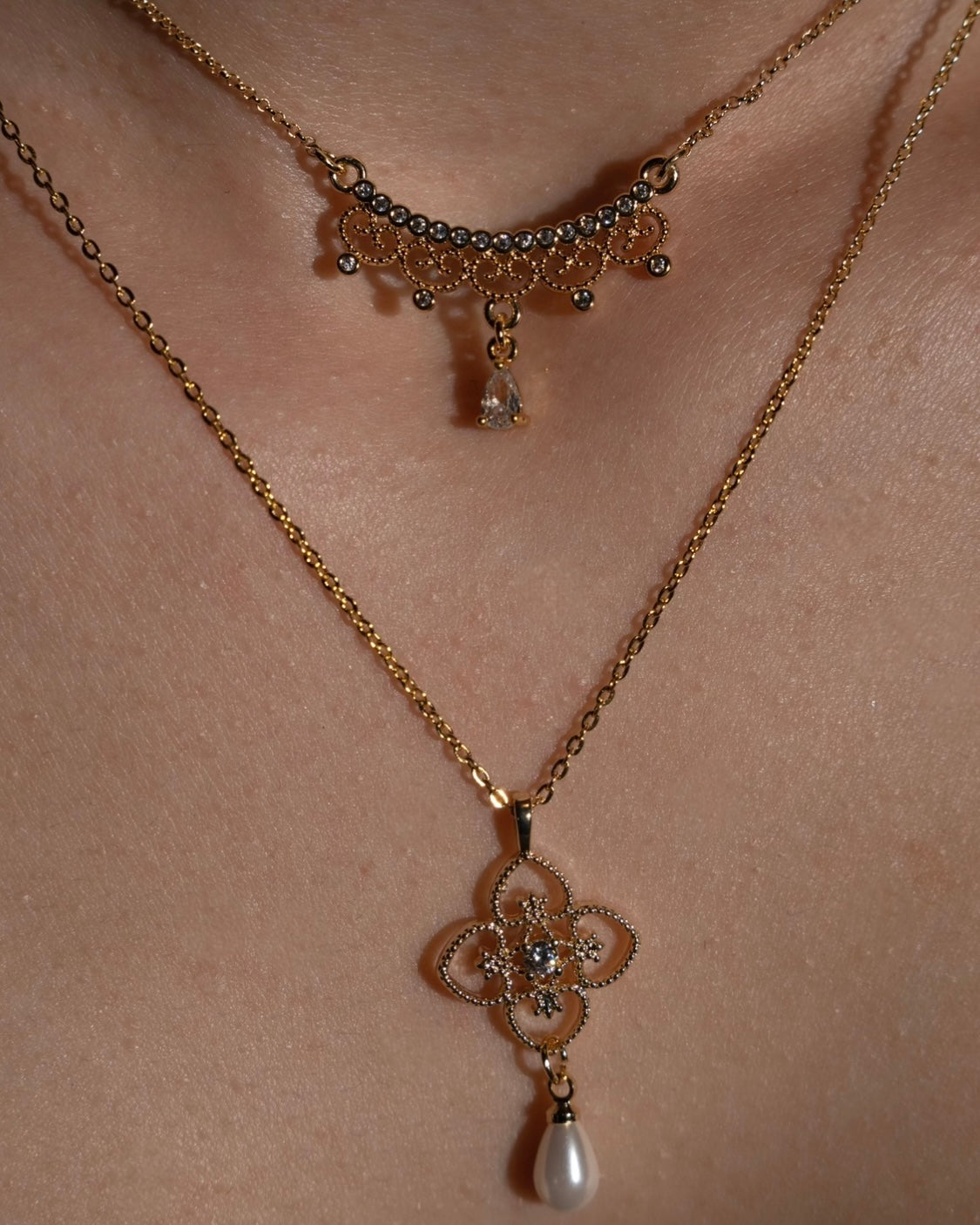 Elizabeta Crystal Droplet Choker