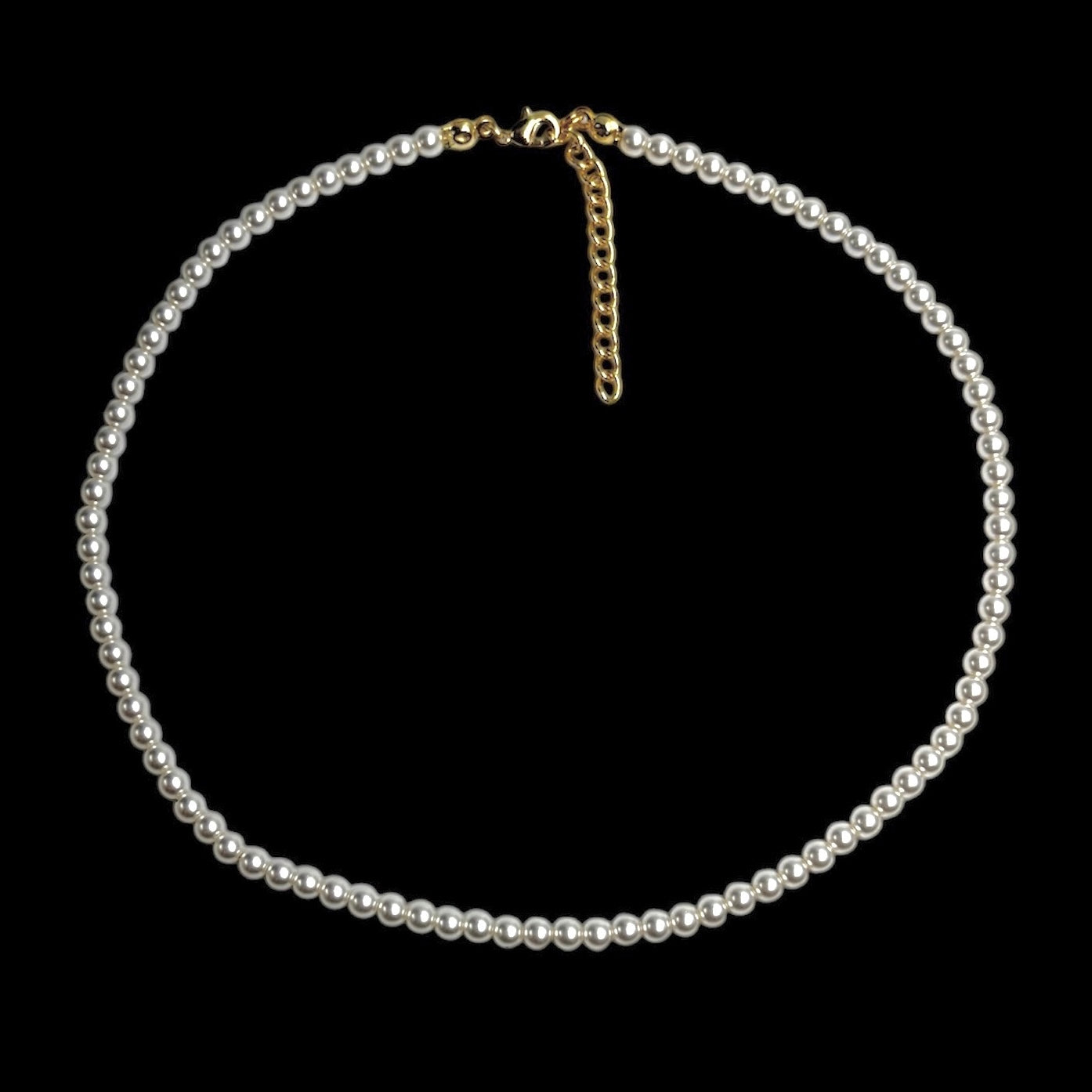 Mina’s Pearl Choker