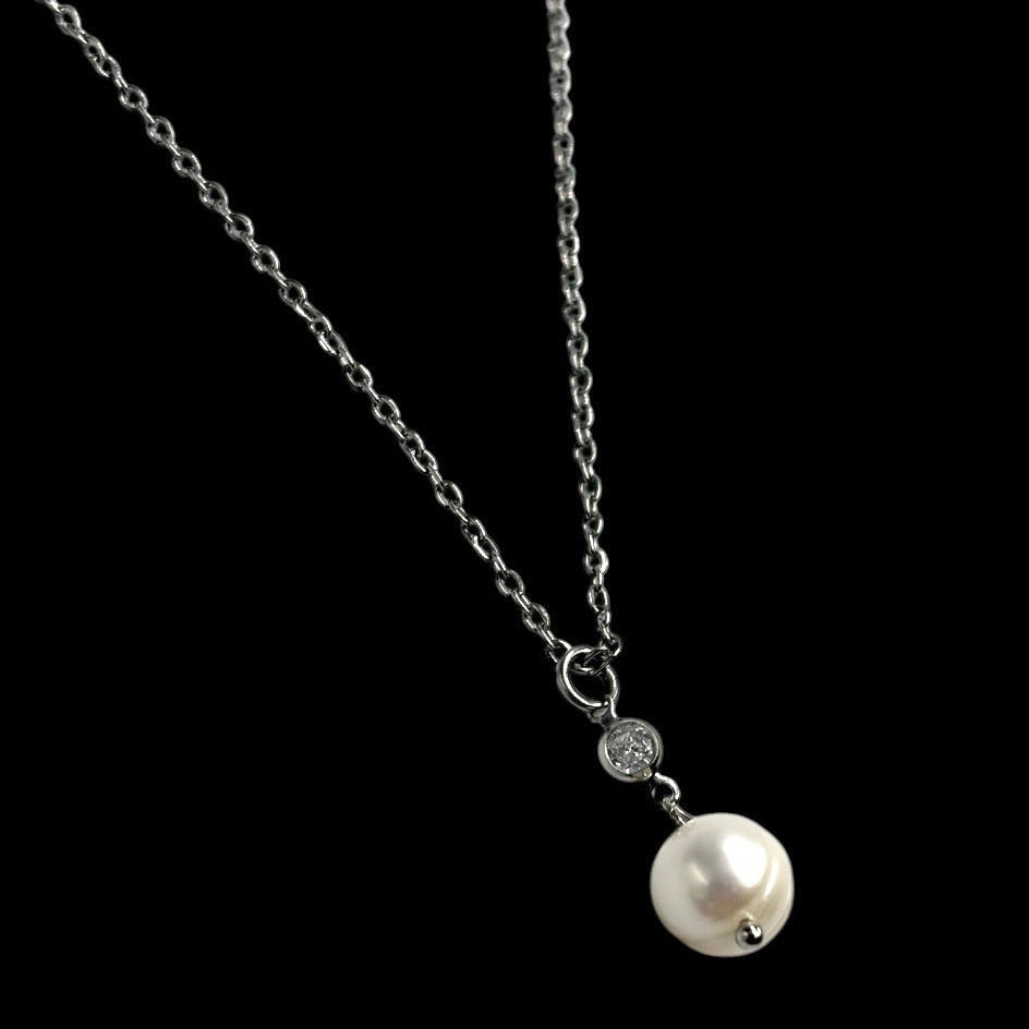 Silver Diamond Pearl Necklace