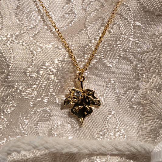 Elizabeth’s Leaf Necklace