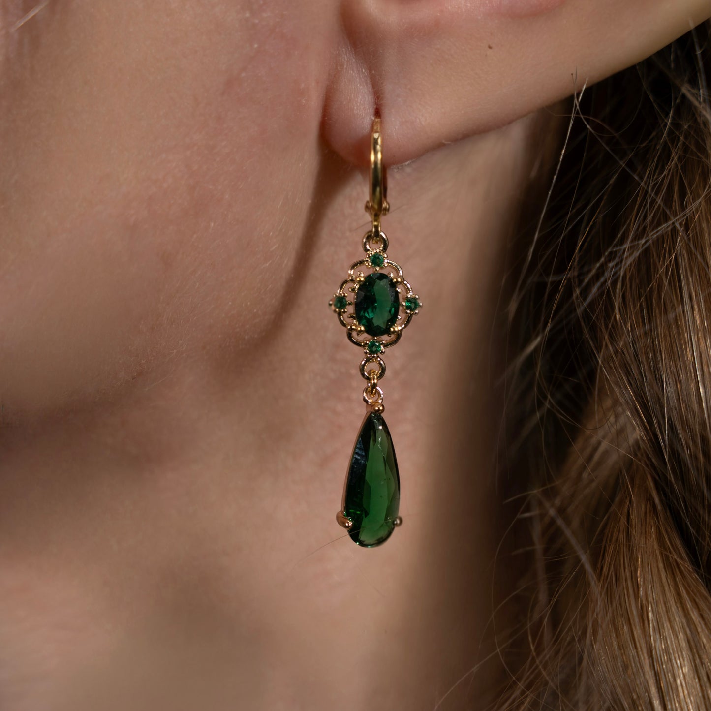 Emerald Green Droplet Earrings