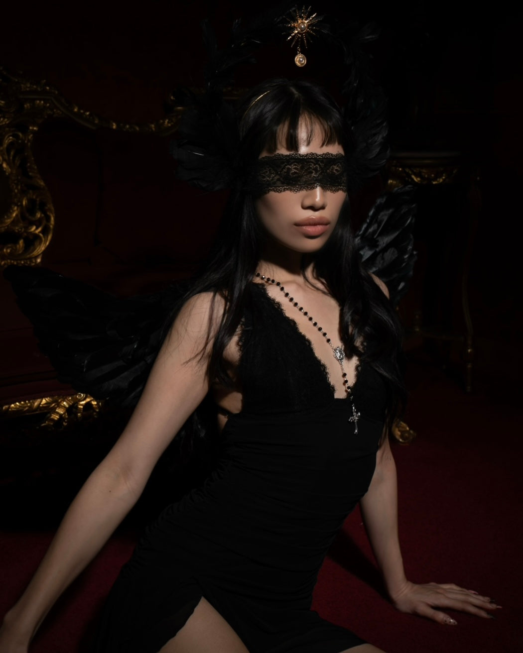 Silver Crowned Mary Black Beaded Rosary