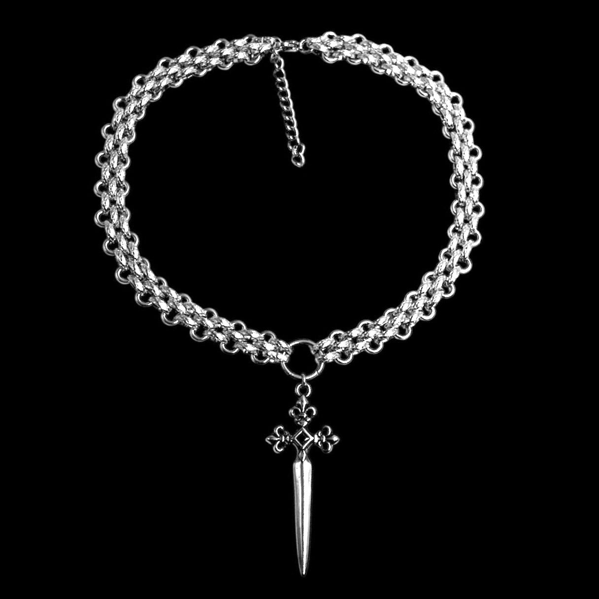 Black Jewel Dagger Snakeskin Choker