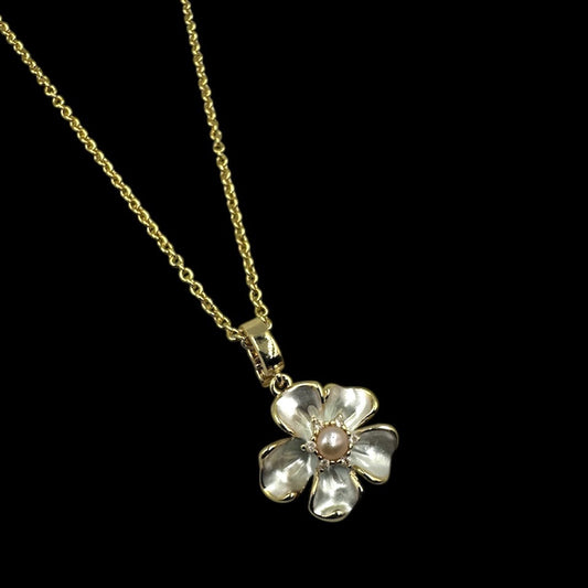 Nymph’s Pearly Flower Necklace