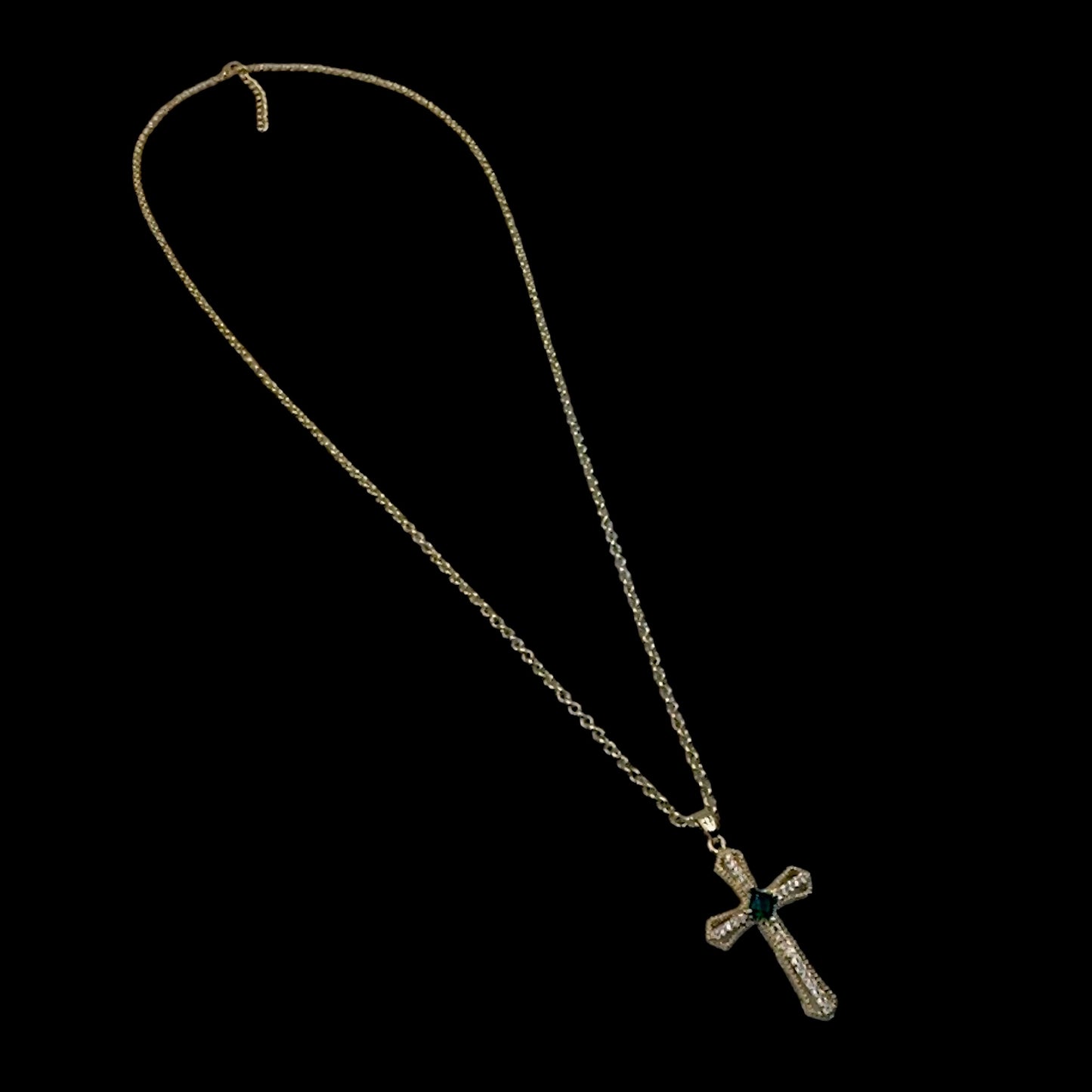 Rhombus Emerald Cross Necklace