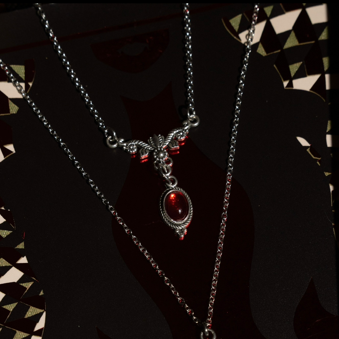Amulet Droplet Choker